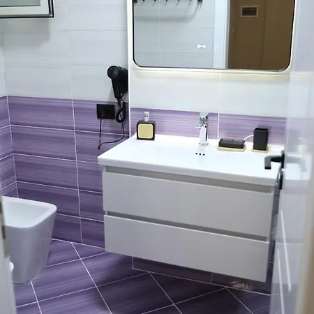 Bright 1br Location Quiet Appartement *