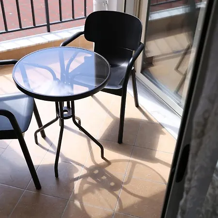 Bright 1br Location Quiet *