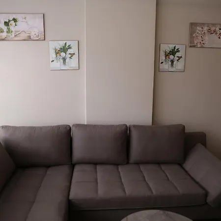 Bright 1br Location Quiet Appartement *